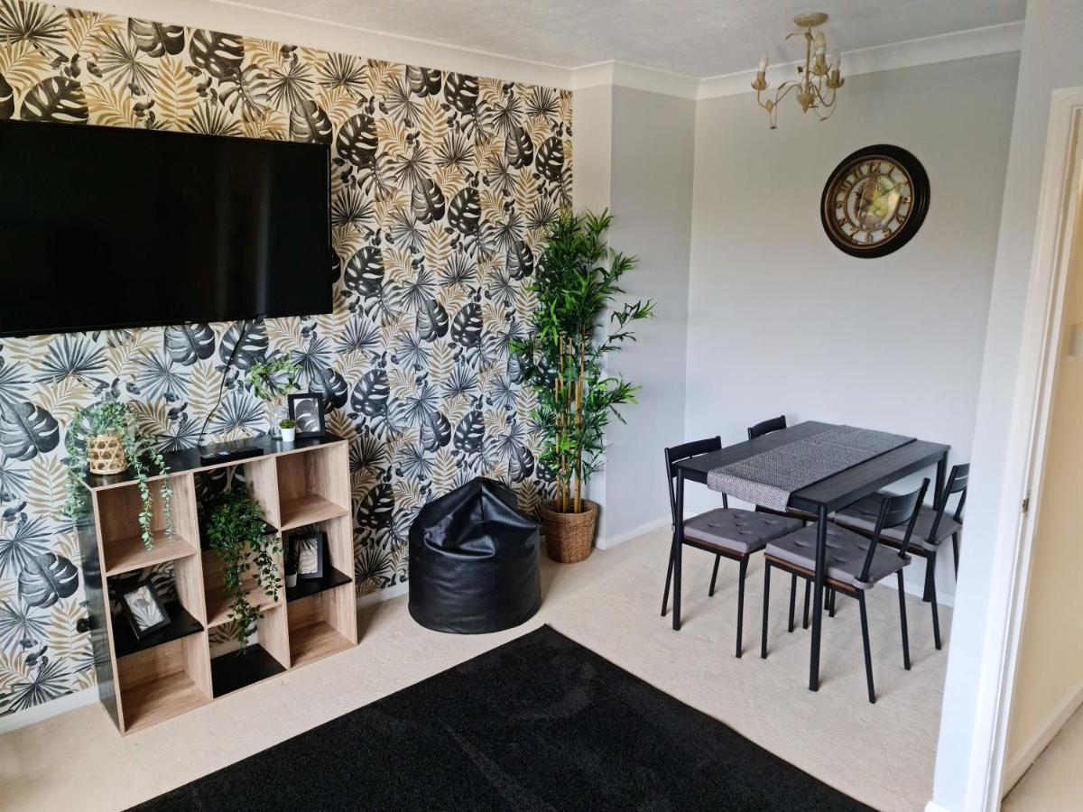 Onyx Bay - Whole - Wifi - - 2 Bed - Town Apartment Broadstairs