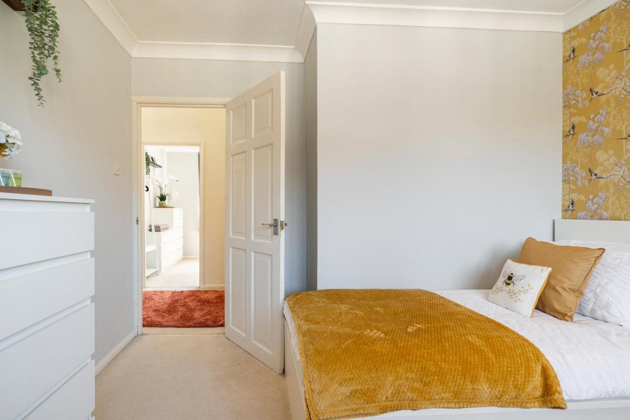 Onyx Bay - Whole - Wifi - - 2 Bed - Town *